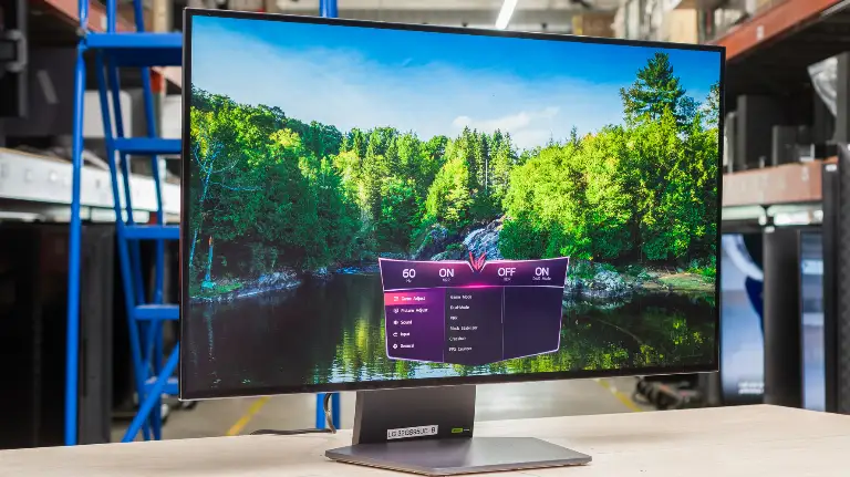 LG UltraGear 32GS95UE WOLED Dual-Mode 4K 480Hz monitor