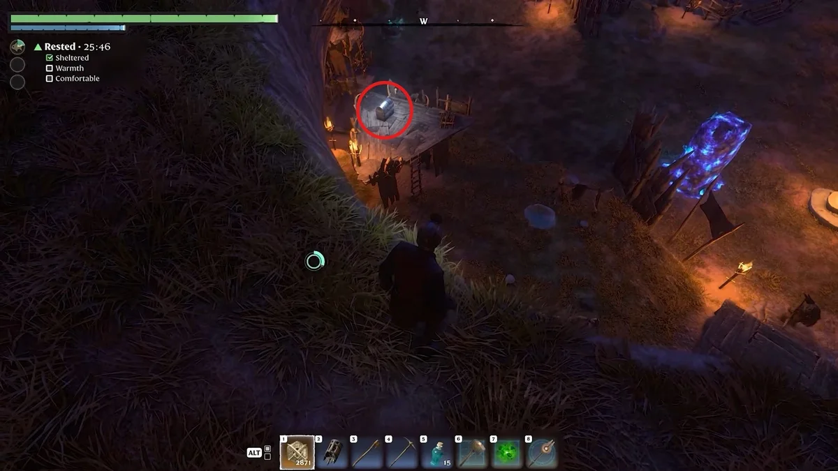 Mothling Hood chest location on the elevated wooden platform in Enshrouded 1.0