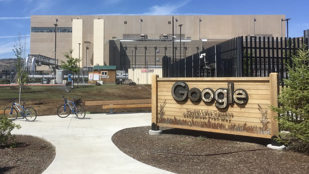 Google Cloud data center and server infrastructure